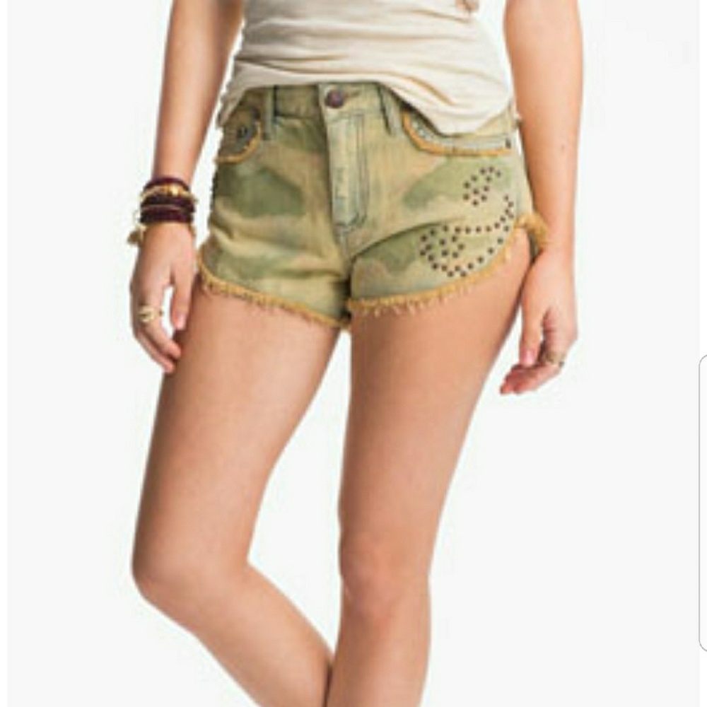Free People Castro Wash Studded Distressed Shorts